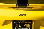 Porsche 718 Cayman GT4 2016 года